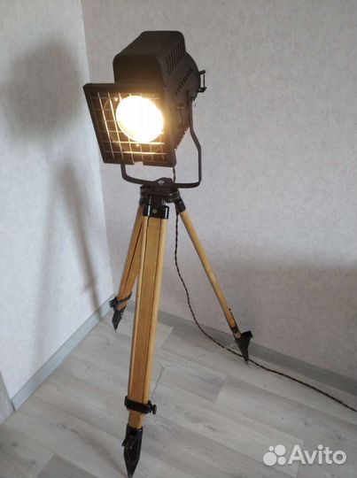 Светильник торшер