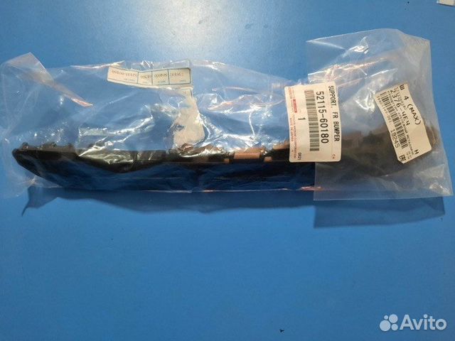 Кронштейн бампера передний правый Lexus Lx570