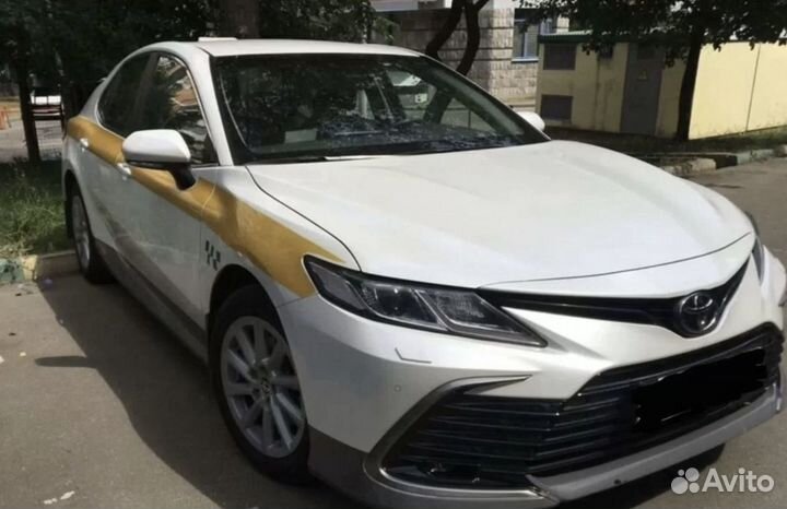 Аренда Toyota Camry под такси без залога