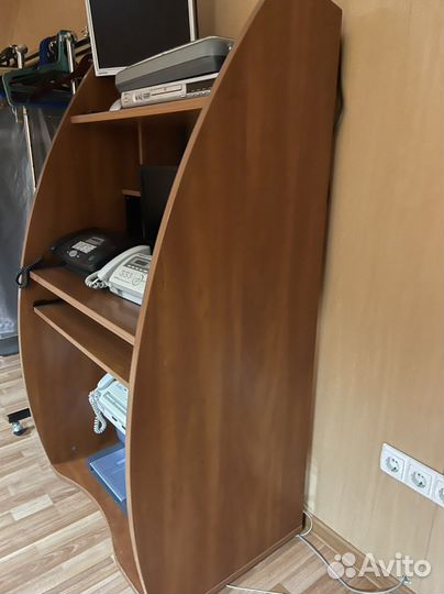 Компьютерный стол