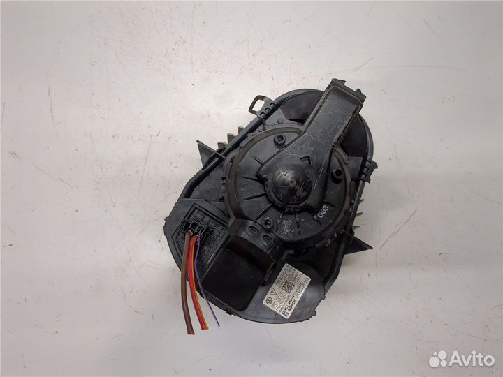 Двигатель отопителя Volkswagen Touareg, 2011