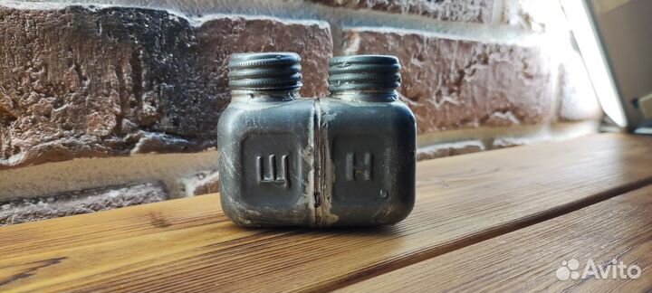 Масленка двухгорловая