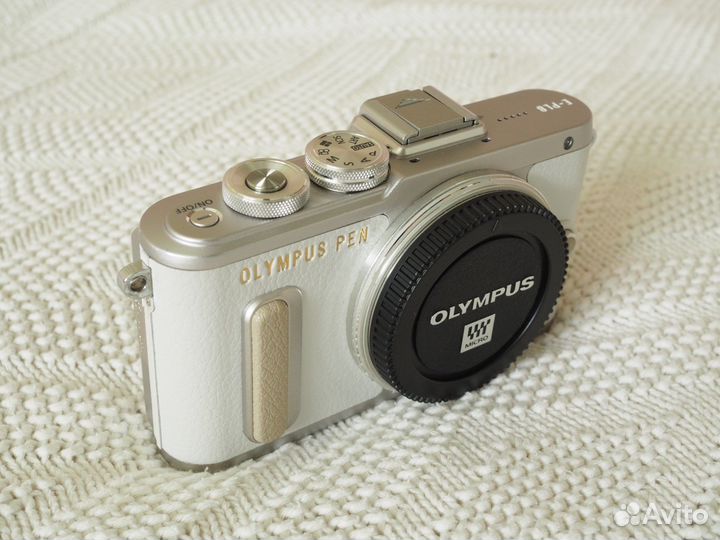 Olympus Pen E-PL8 body