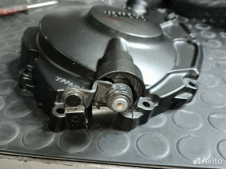 Yamaha MT 10 R1 крышка сцепления