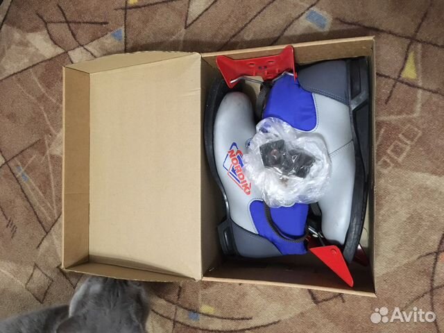 Лыжные ботинки детские 36 размер