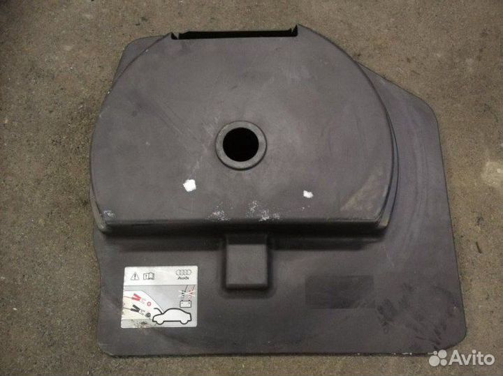 Крышка багажного отсека Audi A5 8T 3.2 2007