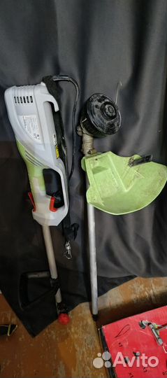 Триммер садовый электрический б/у