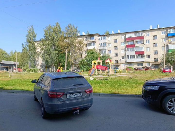 3-к. квартира, 49 м², 2/5 эт.