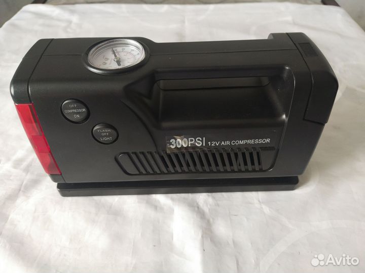 Компрессор воздушный автомобильный б/у