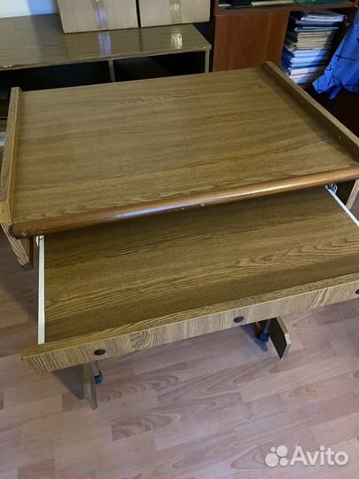 Компьютерный стол