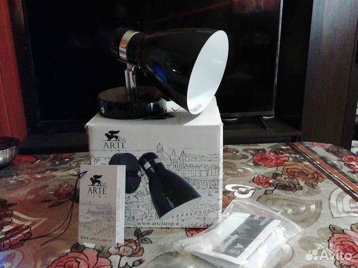 Светильник настенный