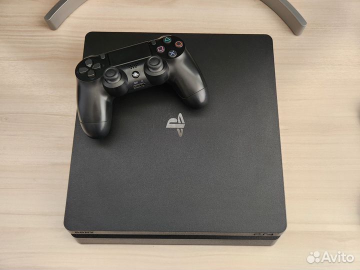 Sony PS4 Slim CUH-2115 500 gb + геймпад