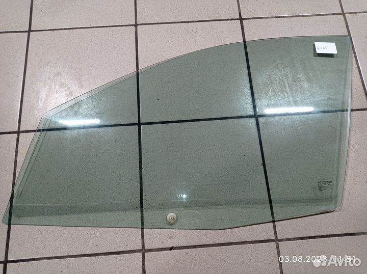 Стекло передней левой двери Форд Фиеста
