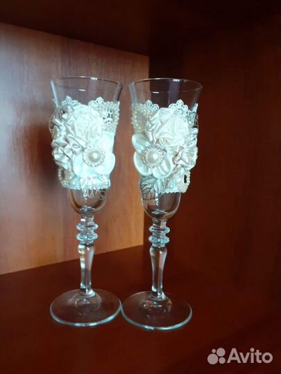 Продаются свадебный бокалы