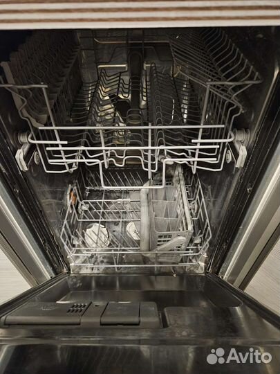 Посудомоечная машина Electrolux 45 см