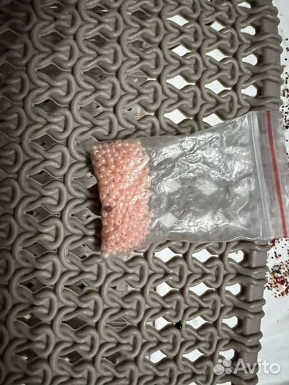 Бисер разных цветов