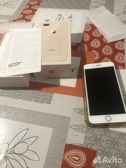 iPhone 8 Plus, 64 ГБ