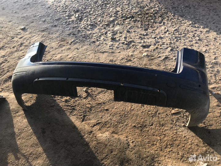 Бампер задний Volkswagen Touareg 2005г