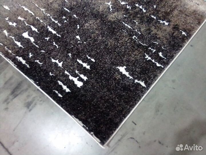 Ковер размером : 2.40х3.40 (№ 31002) новый