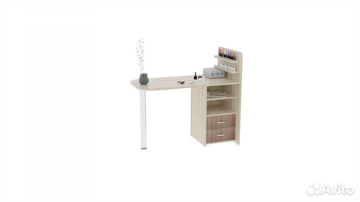 Маникюрный стол новый