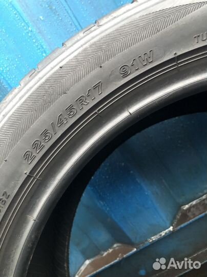 Bridgestone Potenza S001 225/45 R17 91W