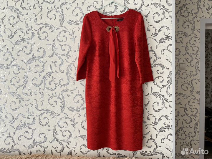 Платье женское