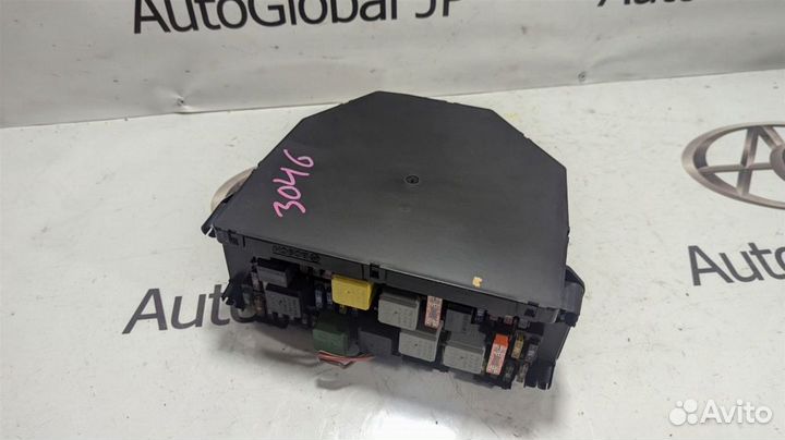 Блок предохранителей Mercedes-Benz E-Class