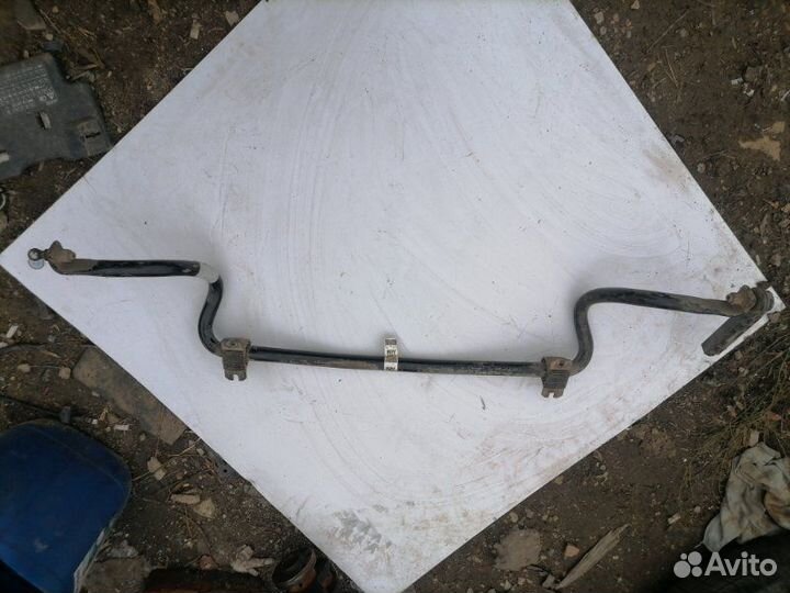 Стабилизатор передний Opel Astra J A16XER 2011