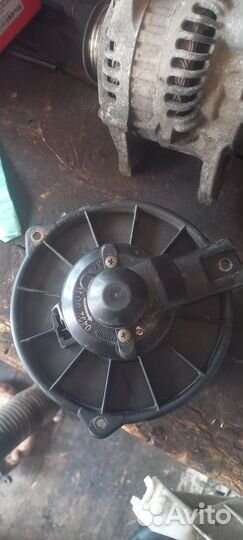 Вентилятор печки Митсубиси Лансер 7