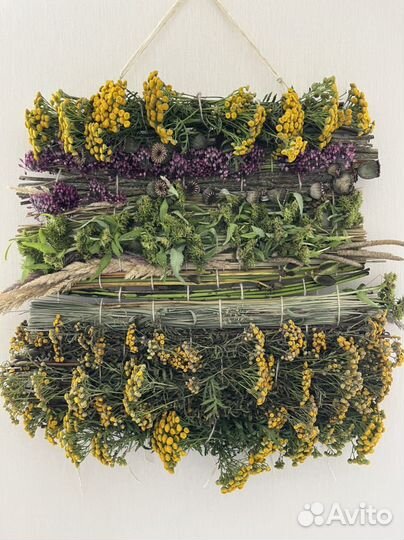 Травяное панно