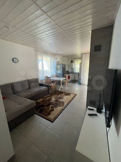 Дом 211 м² на участке 6,3 сот.