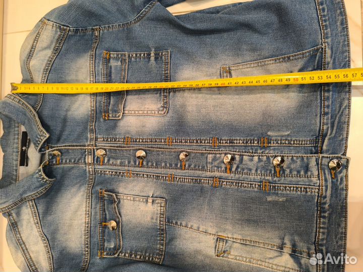 Джинсовая куртка