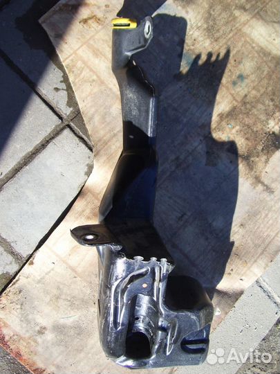 Опель астра H бачок омывателя