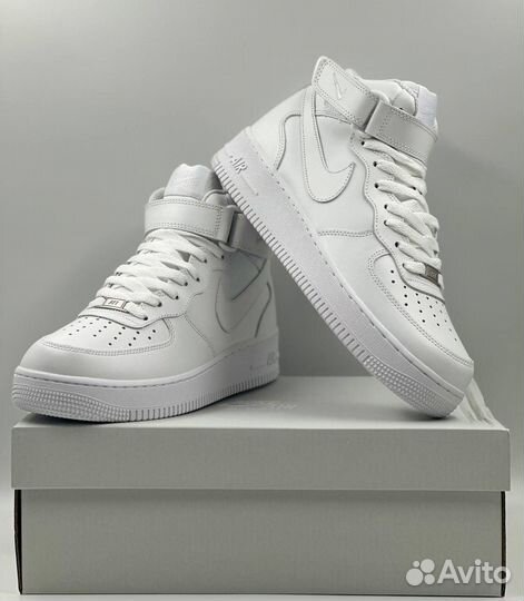 Кроссовки зимние женские Nike Air Force