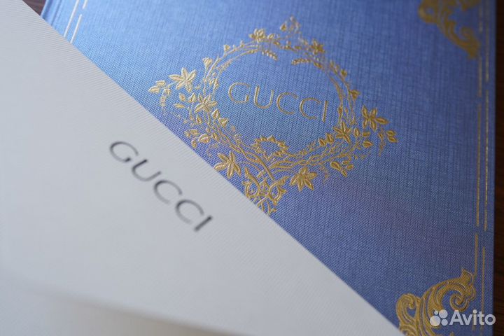 Книга Gucci
