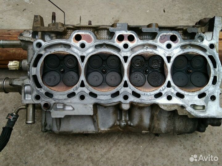 Головка от 1ZR (тойота королла 1,6)