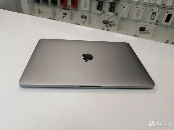 MacBook Pro 13