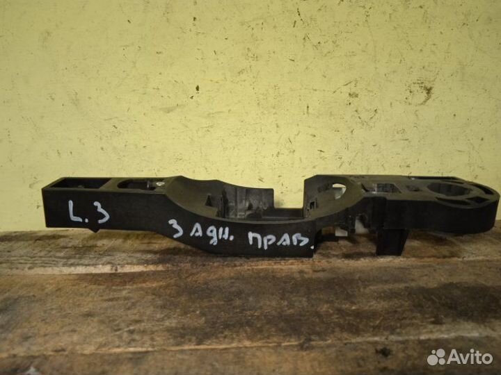 Механизм ручки двери прав. зад. Renault Laguna 3