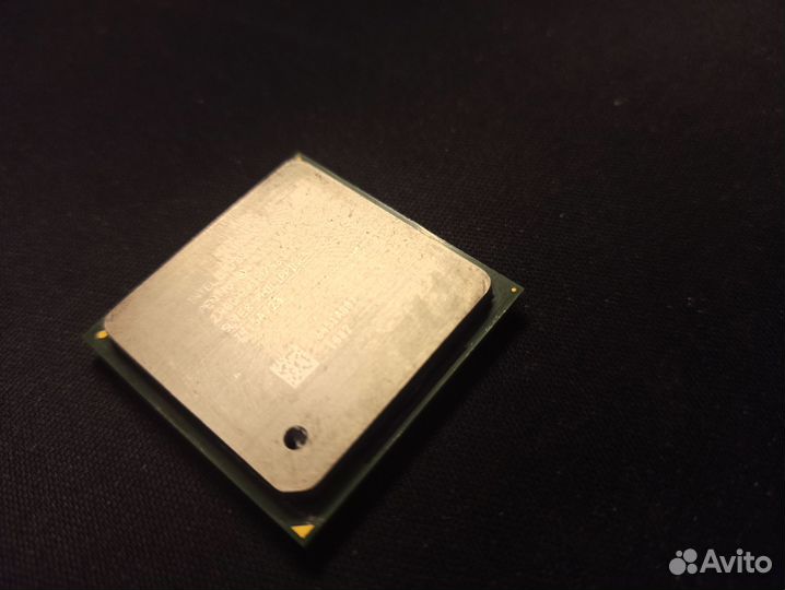Intel Pentium 4 2.4 GHz (478 сокет) (SL7E8)