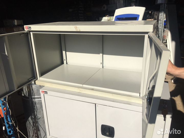 Шкаф металлический диком