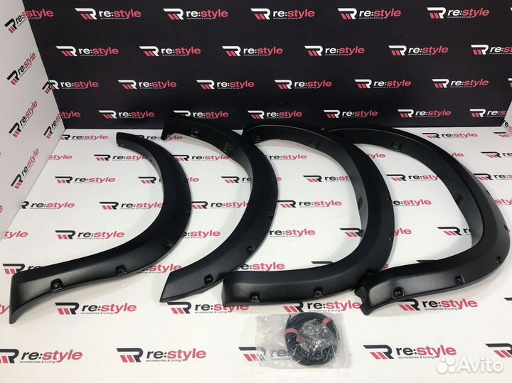 Фендера Toyota Tundra 2007-2013 K1208