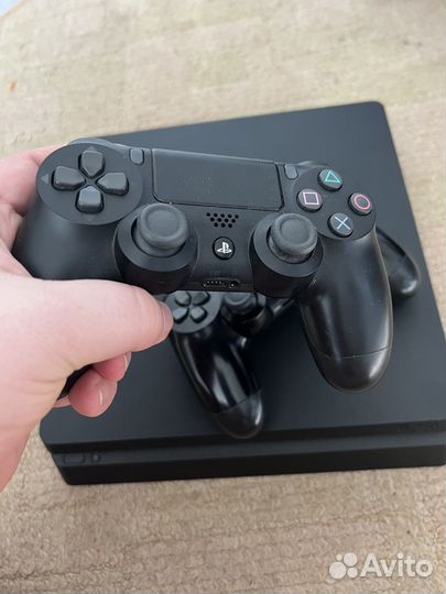 Sony PS4 1 TB