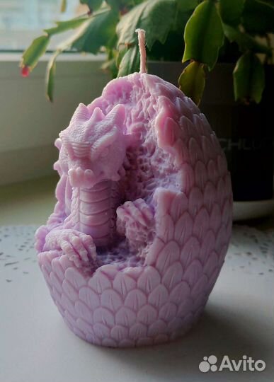 Свеча Дракон из эко воска