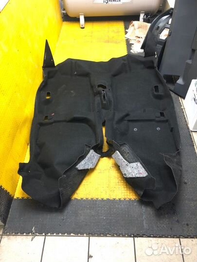 Обшивка салона Renault Duster