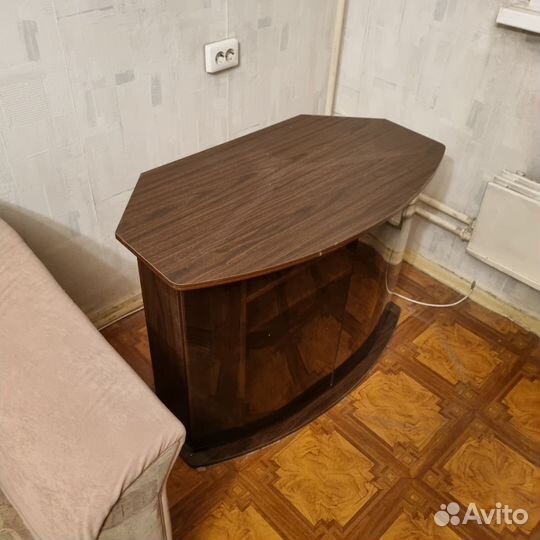 Тумба под телевизор