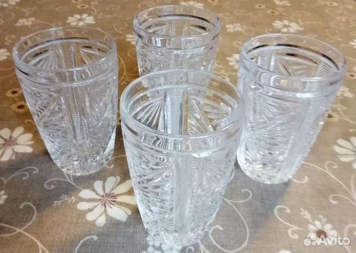 Хрустальные бокалы