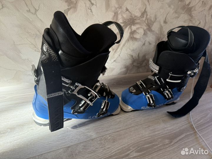 Горнолыжные ботинки solomon 26
