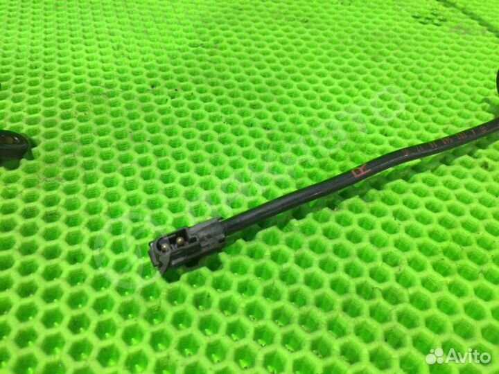 Датчик ABS задний правый Mercedes-Benz C W202