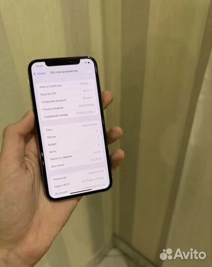 iPhone X, 64 ГБ