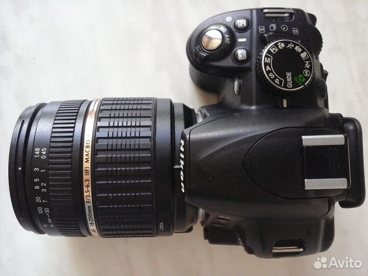 Nikon D3100 + Tamron AF 18-200mm